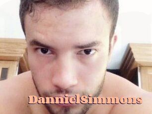 Danniel_Simmons