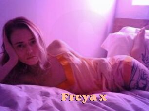 Freya_x