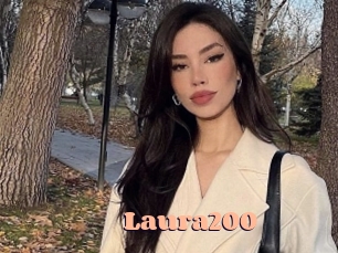 Laura200