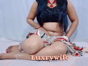 Luxrywife