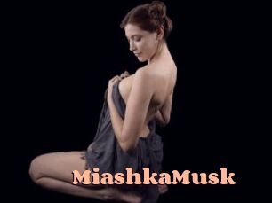 MiashkaMusk