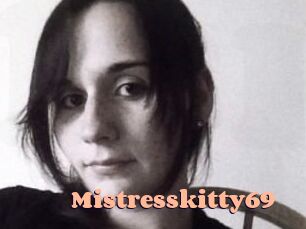 Mistresskitty69