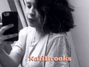 Nali_Brooks