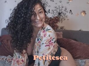 Petitesea