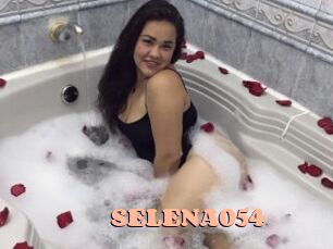 SELENA054